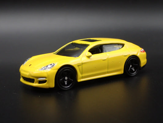 2009-2016 PORSCHE PANAMERA RARE 1:64 SCALE COLLECTIBLE DIORAMA DIECAST MODEL CAR