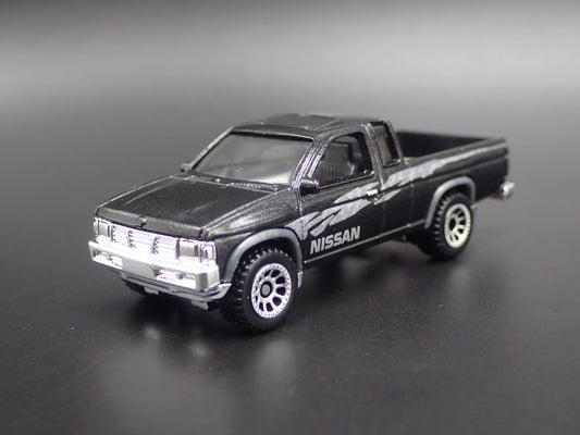 1995 95 NISSAN HARDBODY PICKUP TRUCK D21 W HITCH 1:64 SCALE DIECAST MODEL CAR
