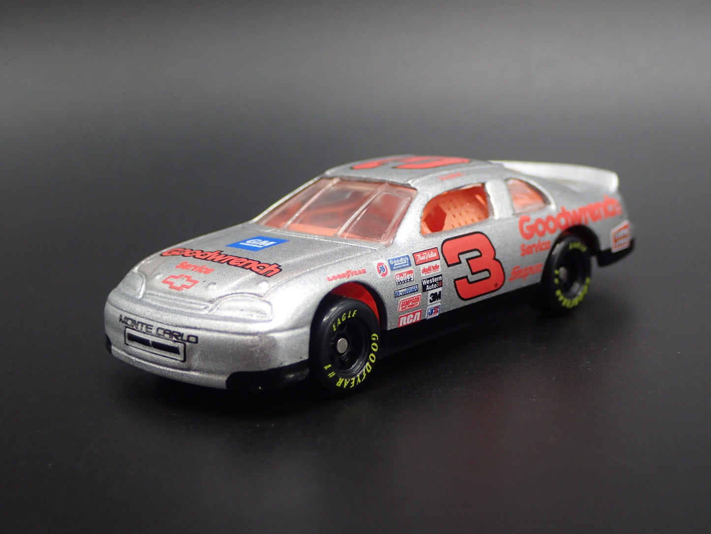 1995 95 CHEVROLET MONTE CARLO EARNHARDT GOODWRENCH 1:64 SCALE DIECAST MODEL CAR