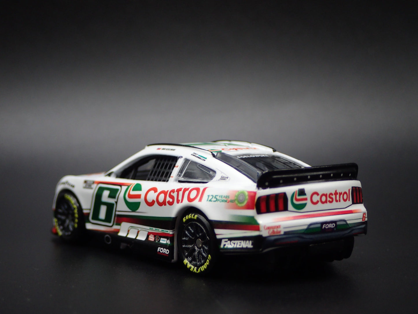 2024 FORD MUSTANG 6 BRAD KESELOWSKI CASTROL 125 YR NASCAR 1:64 DIECAST MODEL CAR