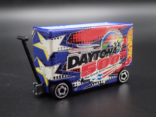 NASCAR TOOL CART WAR WAGON DAYTONA 500 HOT WHEELS 1:64 SCALE DIECAST MODEL CAR