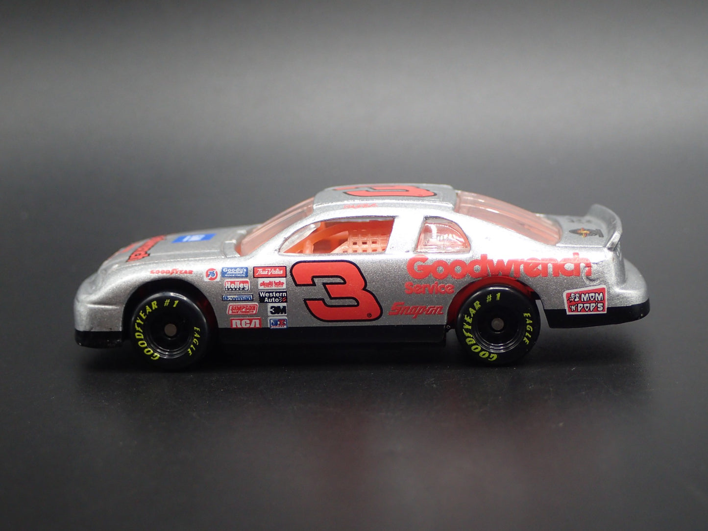 1995 95 CHEVROLET MONTE CARLO EARNHARDT GOODWRENCH 1:64 SCALE DIECAST MODEL CAR