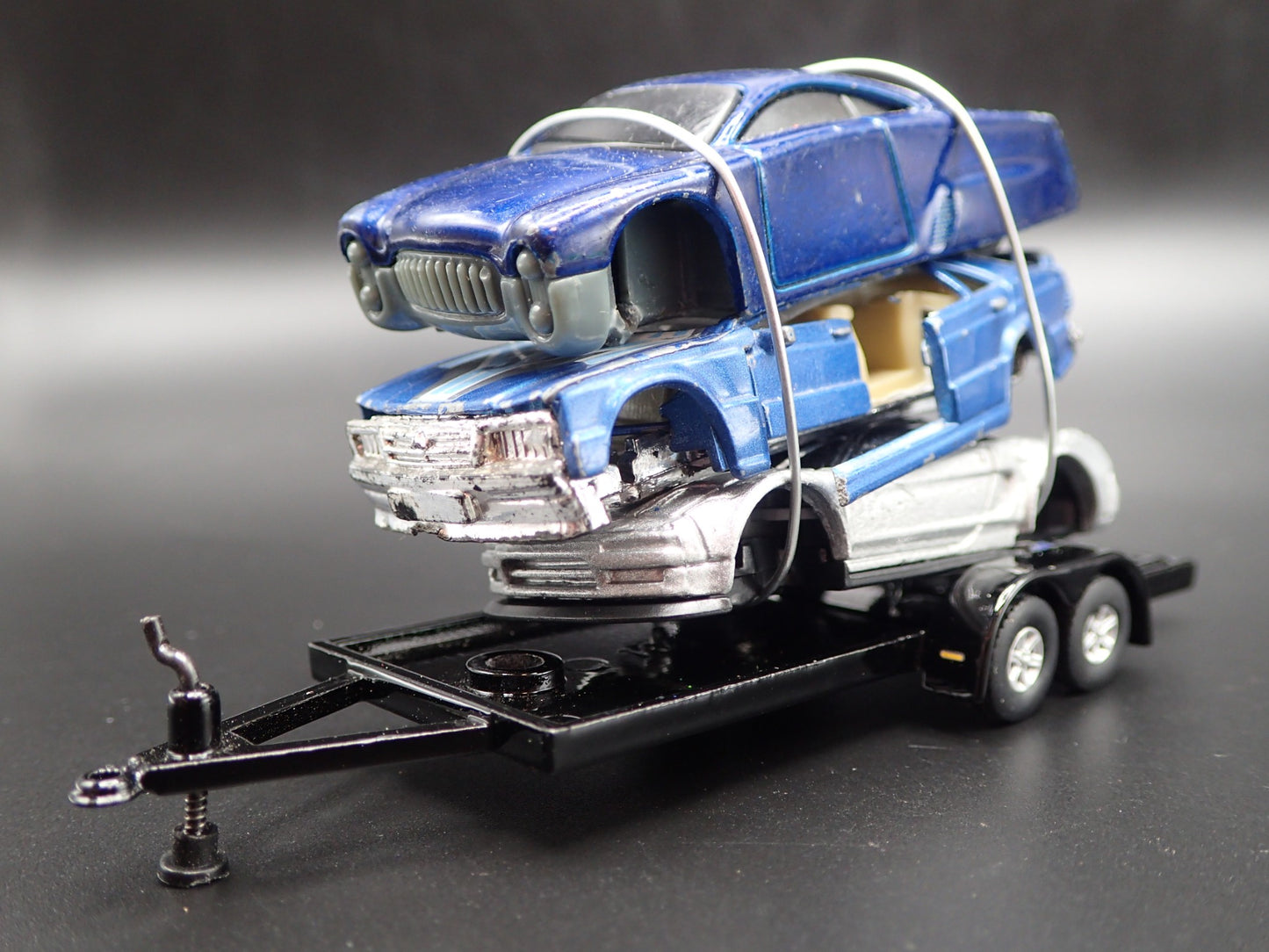 NSX / MERCEDES 3 CARS CRUSHED ON A FLATBED TRAILER 1:64 SCALE DIECAST MODEL CAR