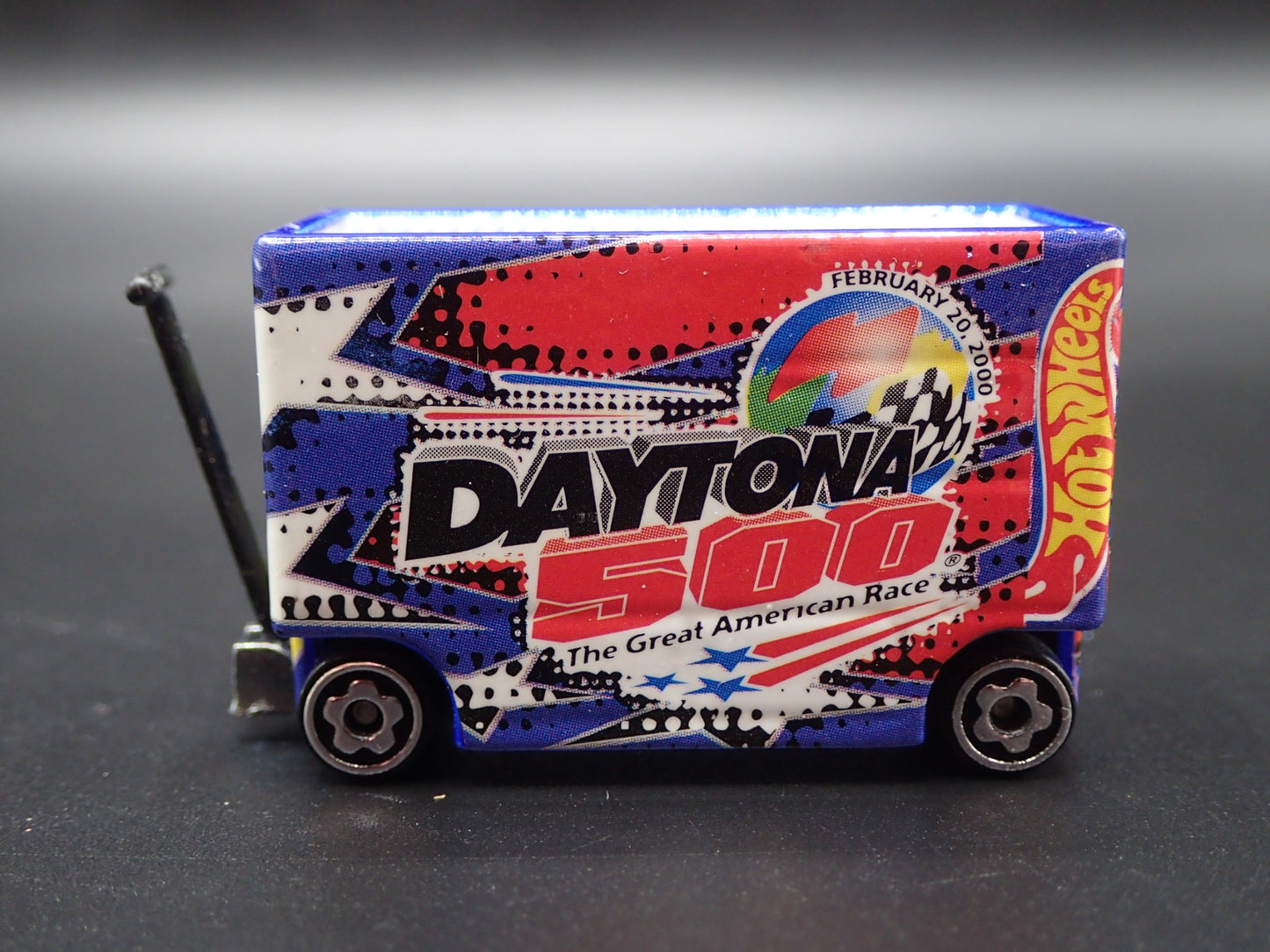 NASCAR TOOL CART WAR WAGON DAYTONA 500 HOT WHEELS 1:64 SCALE DIECAST MODEL CAR
