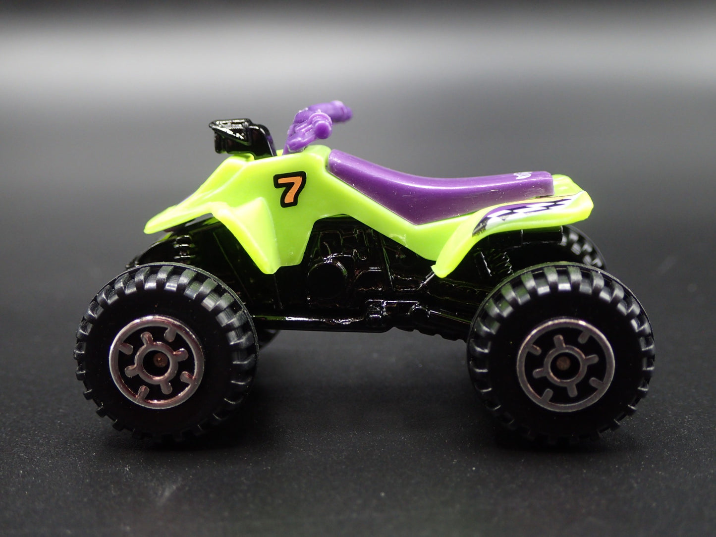 OFF ROAD QUAD GREEN RARE 1/64 HW SCALE COLLECTIBLE DIORAMA DIECAST MODEL CAR