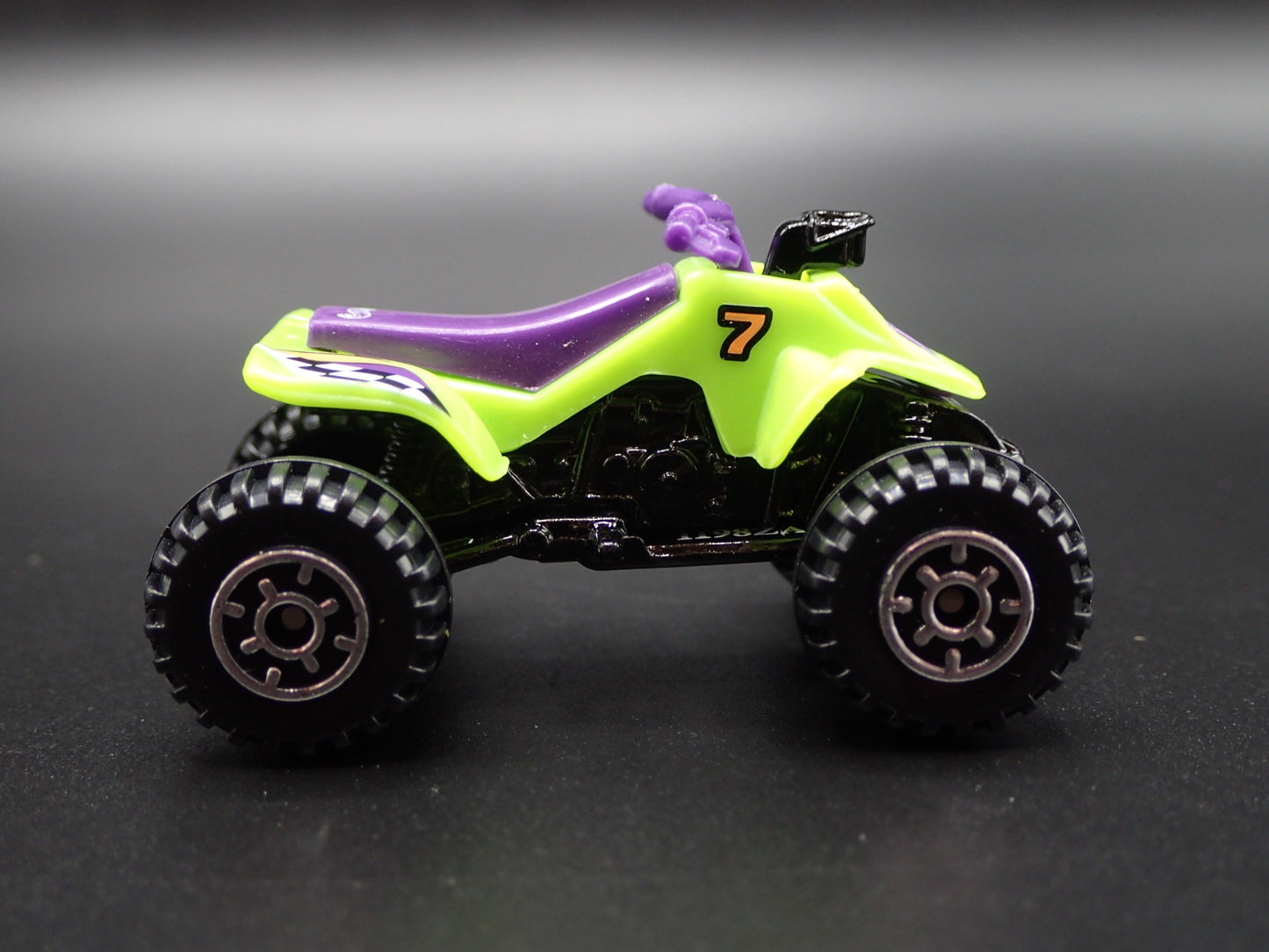 OFF ROAD QUAD GREEN RARE 1/64 HW SCALE COLLECTIBLE DIORAMA DIECAST MODEL CAR