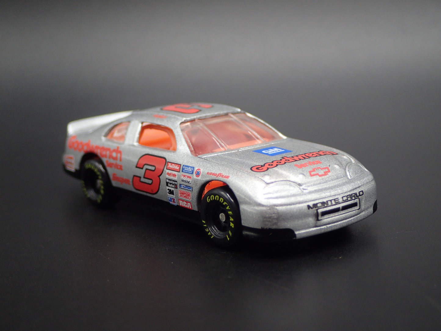 1995 95 CHEVROLET MONTE CARLO EARNHARDT GOODWRENCH 1:64 SCALE DIECAST MODEL CAR