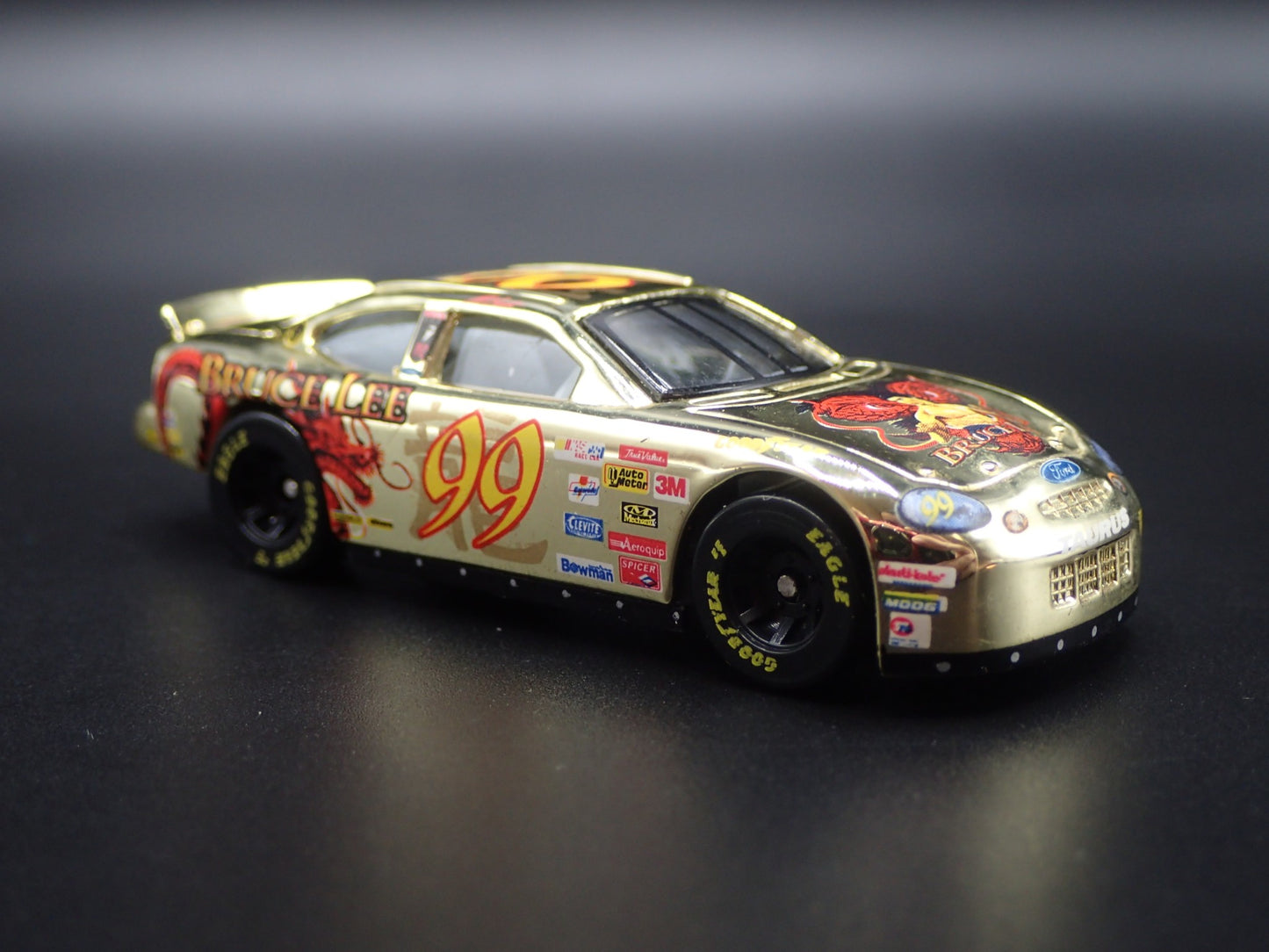 1999 99 FORD TAURUS NASCAR BRUCE LEE 99 JEFF BURTON 1/64 SCALE DIECAST MODEL CAR