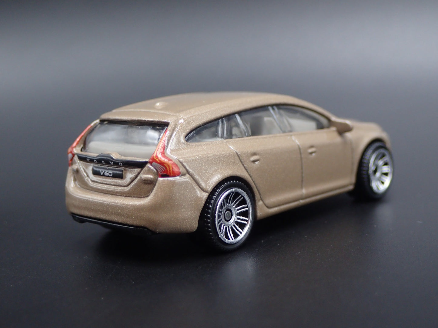 2011-2018 VOLVO V60 STATION WAGON TAN 1:64 SCALE COLLECTIBLE DIECAST MODEL CAR
