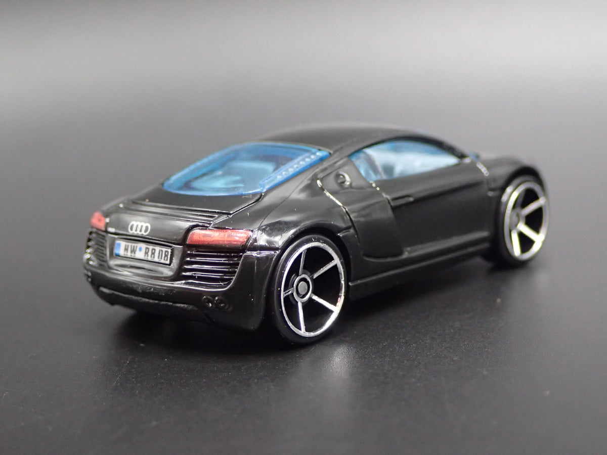 2006-2015 AUDI R8 SUPERCAR RARE 1:64 SCALE COLLECTIBLE DIORAMA DIECAST MODEL CAR-Burning Rubber Toy Company