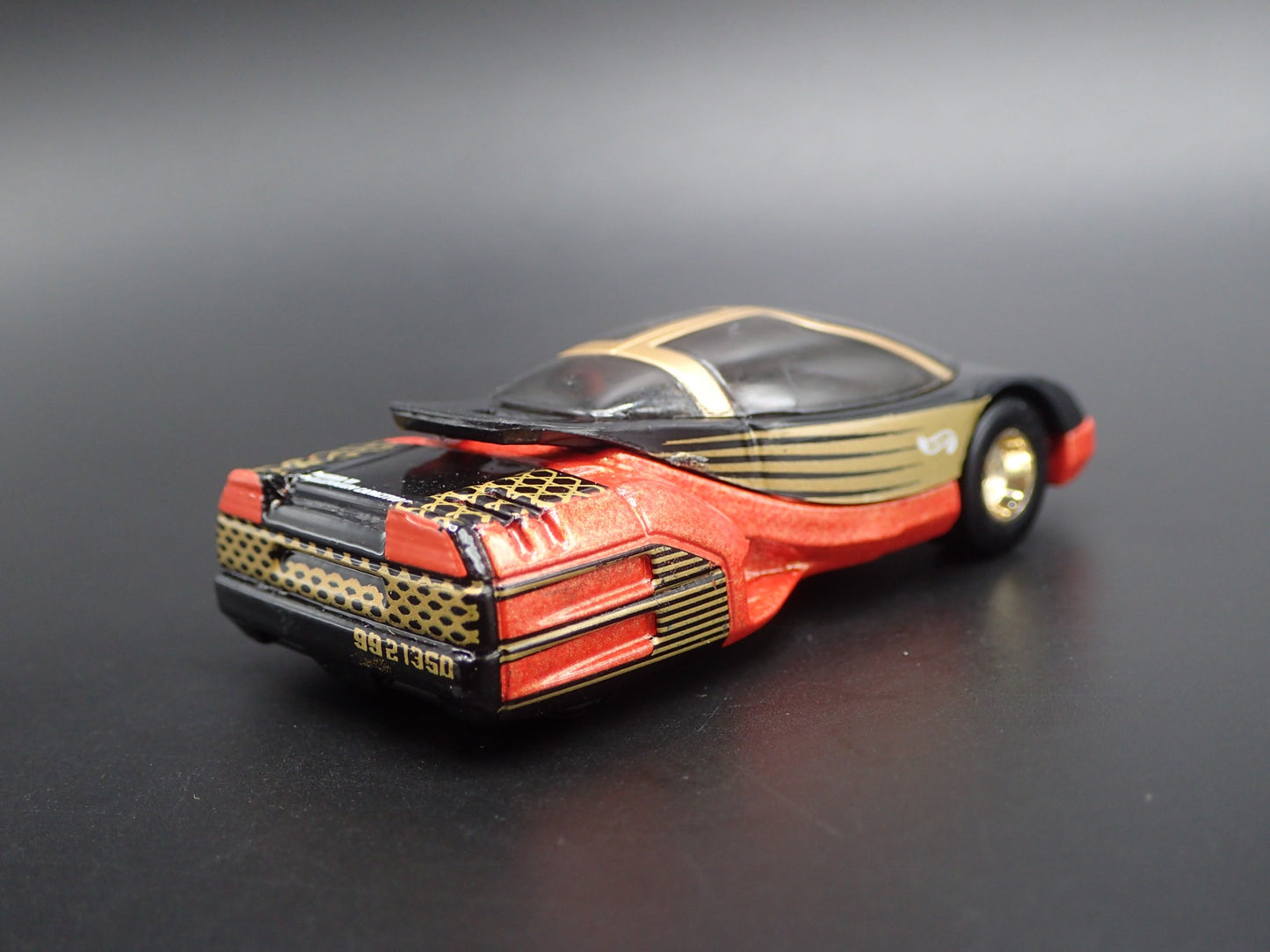 ALIEN HOT WHEELS ORIGINALS RARE 1:64 SCALE COLLECTIBLE DIORAMA DIECAST MODEL CAR