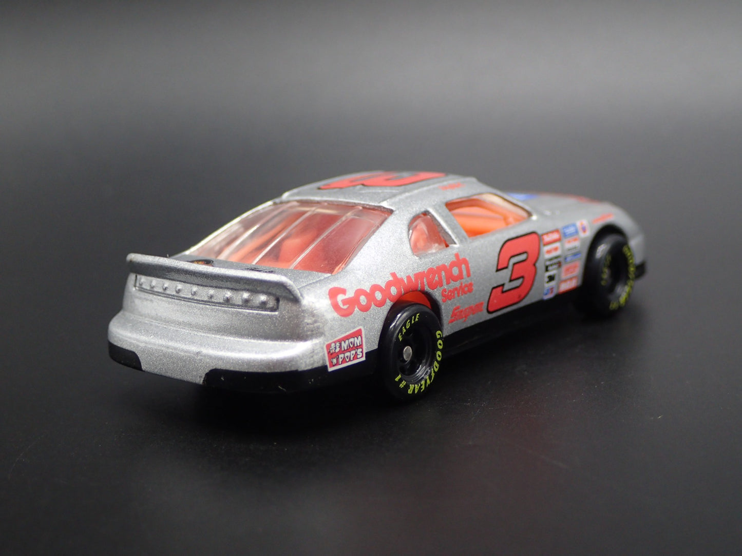 1995 95 CHEVROLET MONTE CARLO EARNHARDT GOODWRENCH 1:64 SCALE DIECAST MODEL CAR