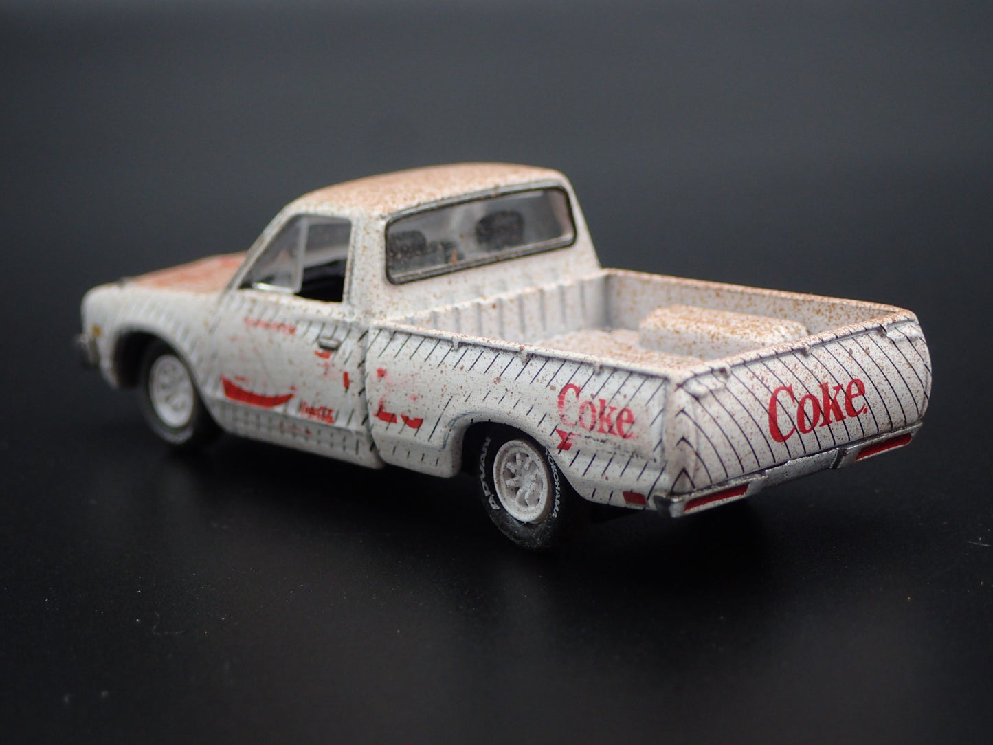 1978 DATSUN TRUCK COKE COCA COLA CUSTOM BARN FIND 1:64 SCALE DIECAST MODEL CAR
