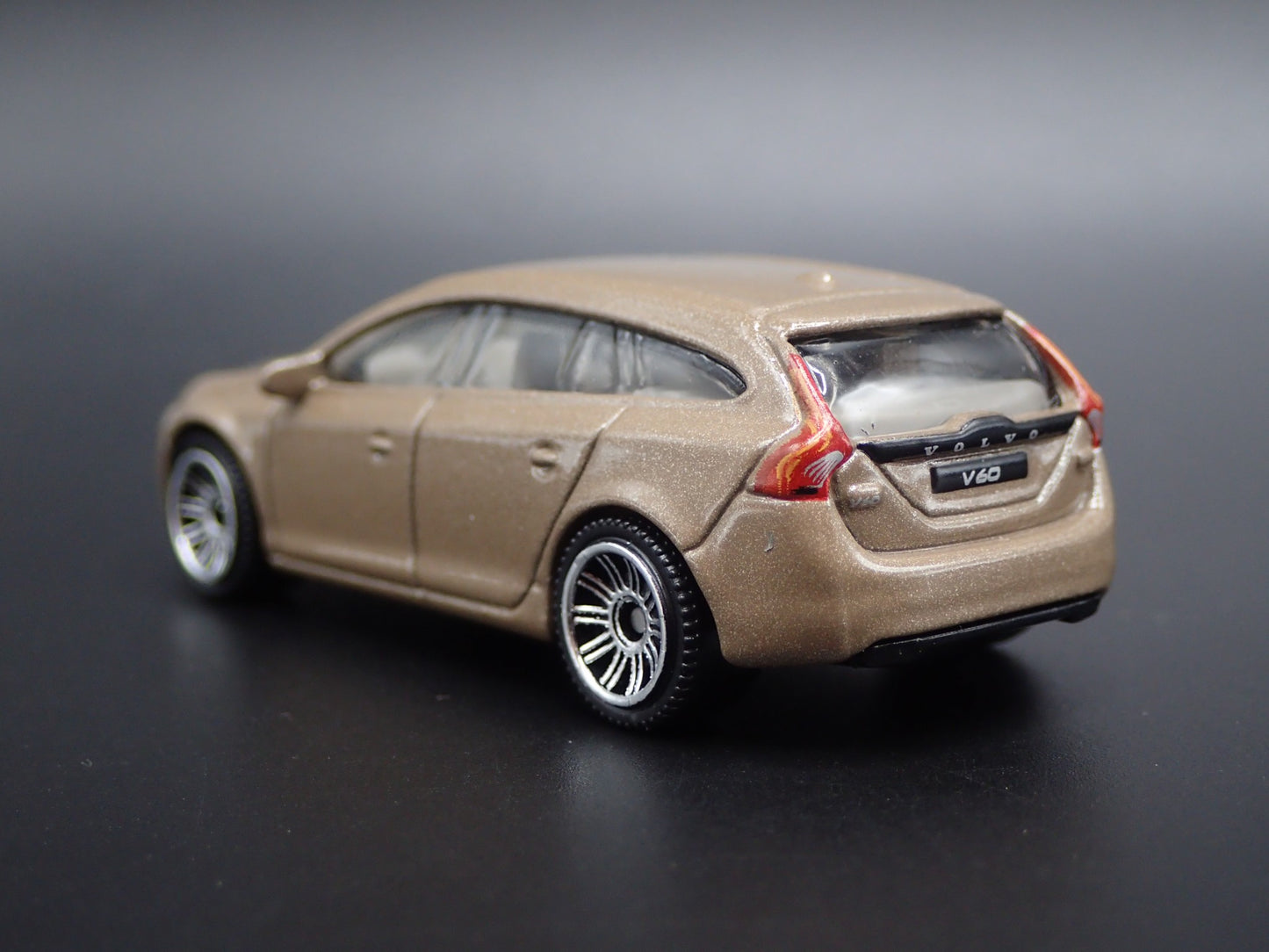 2011-2018 VOLVO V60 STATION WAGON TAN 1:64 SCALE COLLECTIBLE DIECAST MODEL CAR