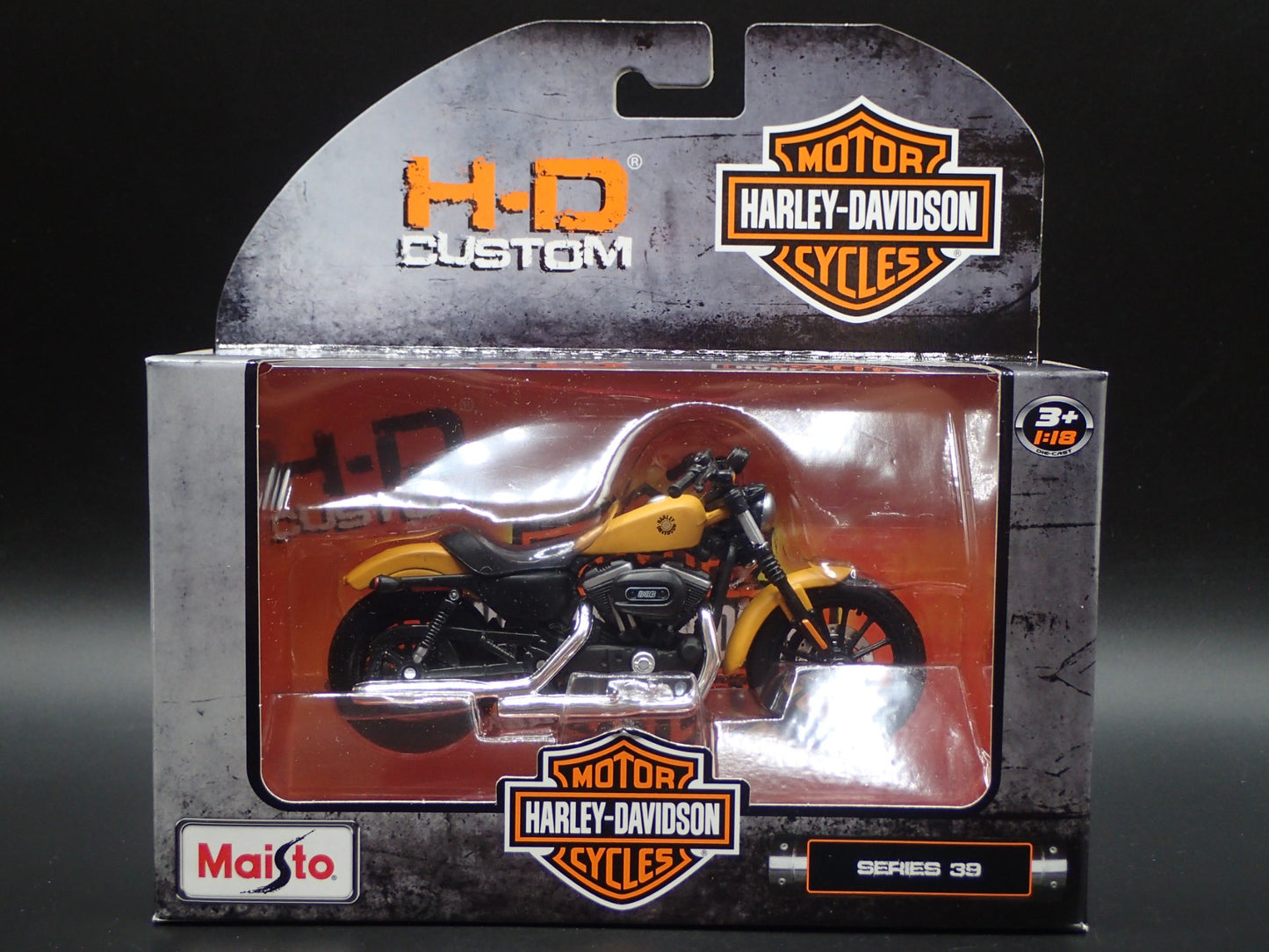 2014 14 SPORTSTER IRON 883 HARLEY DAVIDSON MOTORCYCLE MAISTO SERIES 39 1/18 BIKE