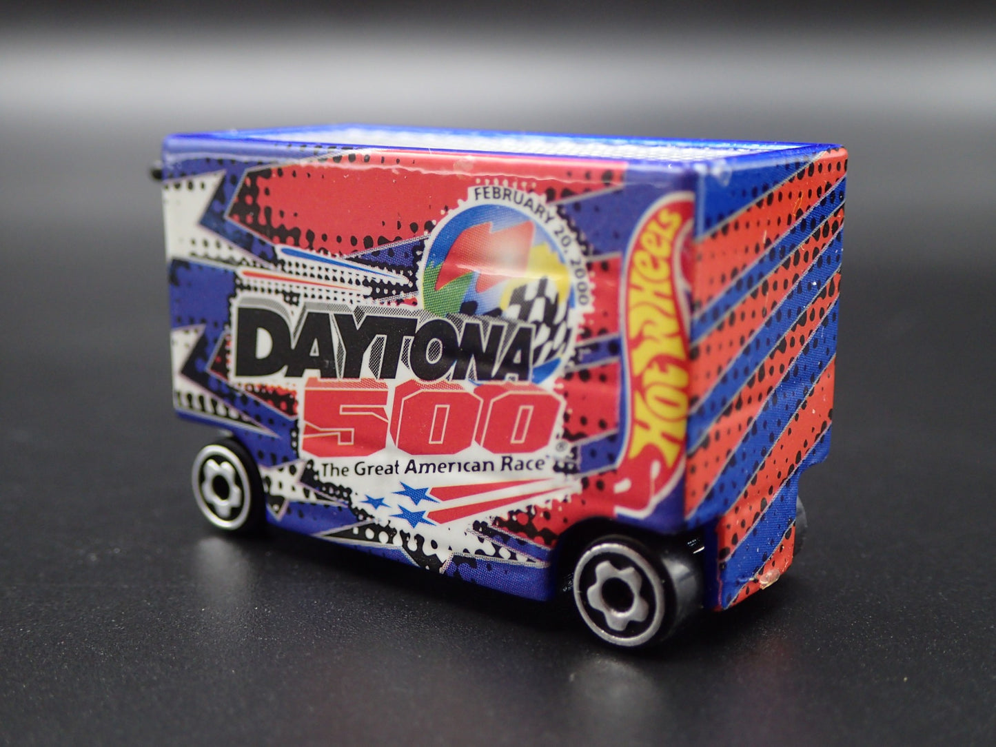 NASCAR TOOL CART WAR WAGON DAYTONA 500 HOT WHEELS 1:64 SCALE DIECAST MODEL CAR