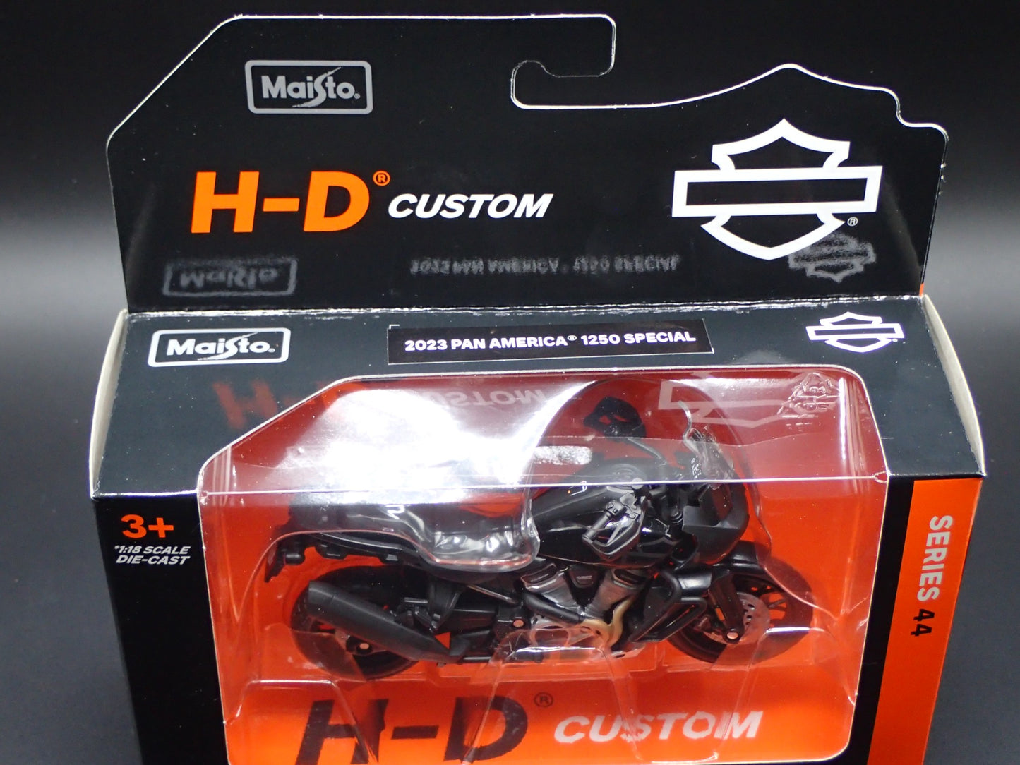 2023 23 PAN AMERICA 1250 HARLEY DAVIDSON MOTORCYCLE MAISTO SERIES 44 1/18 MODEL
