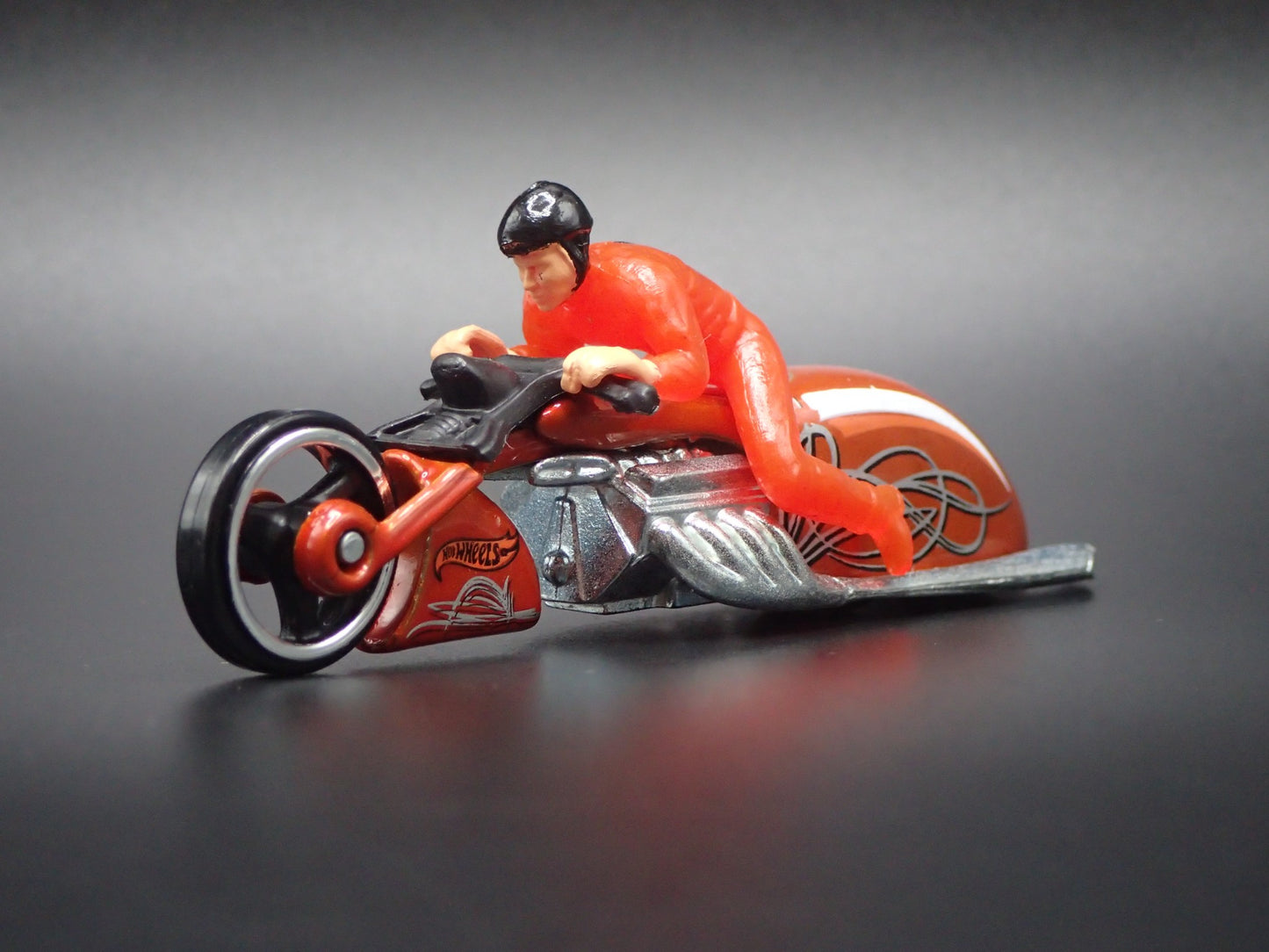 PIT CRUISER MOTORCYCLE HOT WHEELS RED 1:64 HW SCALE DIORAMA DIECAST MODEL CAR