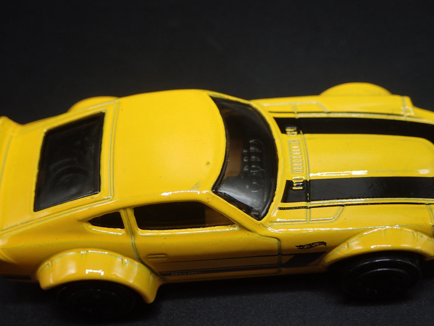 1970-1973 NISSAN FAIRLADY Z 240Z NISMO JDM 1/64 SCALE DIORAMA DIECAST MODEL CAR