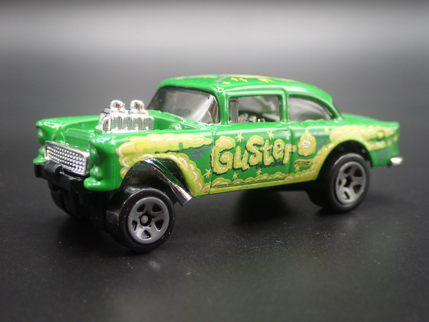 1955 55 CHEVY CHEVROLET BEL AIR GASSER NHRA 1:64 SCALE DIORAMA DIECAST MODEL CAR