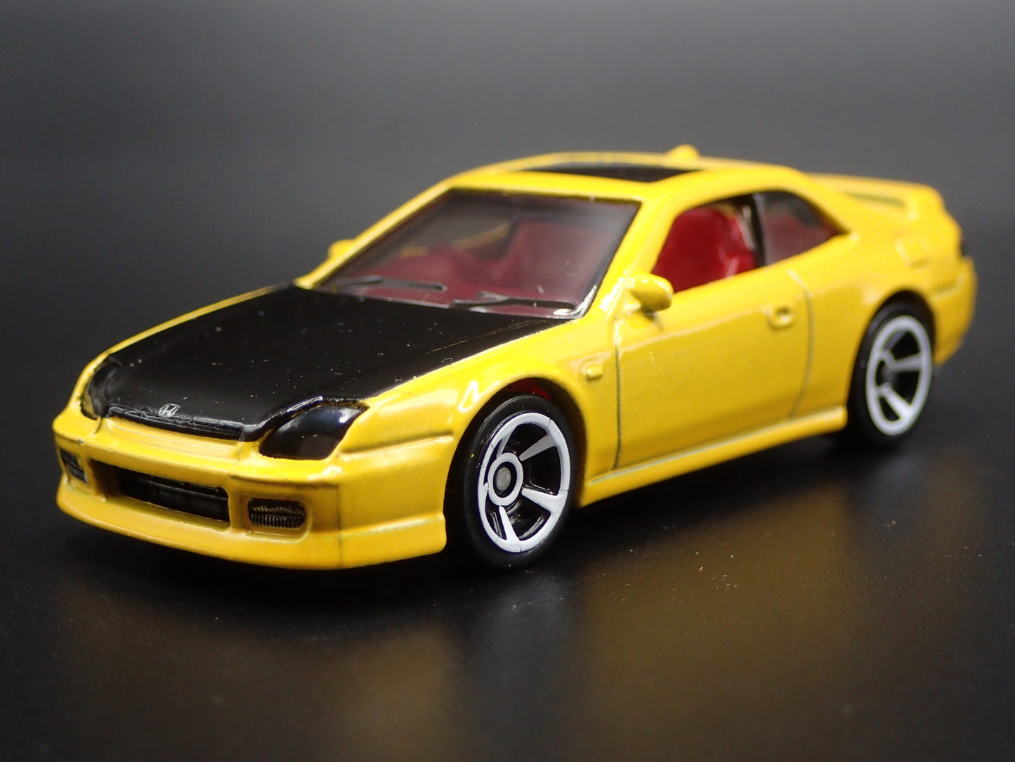 1997-2001 HONDA PRELUDE YELLOW 1:64 SCALE COLLECTIBLE DIORAMA DIECAST MODEL CAR