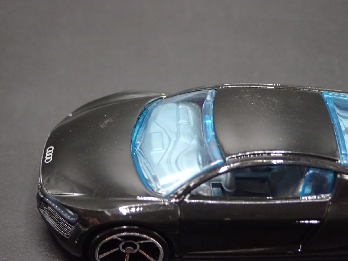 2006-2015 AUDI R8 SUPERCAR RARE 1:64 SCALE COLLECTIBLE DIORAMA DIECAST MODEL CAR-Burning Rubber Toy Company