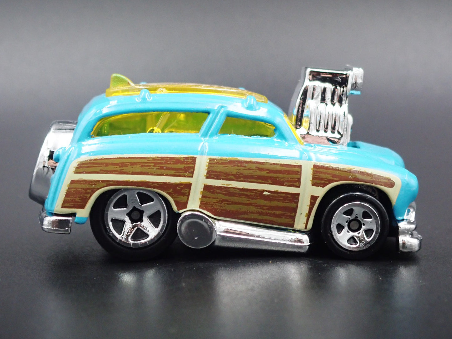 1950 50 FORD WOODIE WOODY STATION WAGON 1:64 SCALE DIORAMA DIECAST MODEL CAR