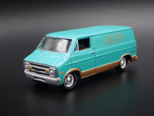 1976 76 DODGE TRADESMAN VAN 1/64 SCALE COLLECTIBLE DIORAMA DIECAST MODEL CAR