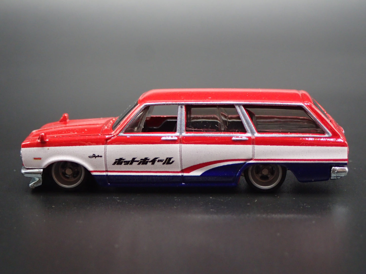 1968-1972 NISSAN C10 SKYLINE WAGON RARE 1:64 SCALE COLLECTIBLE DIECAST MODEL CAR