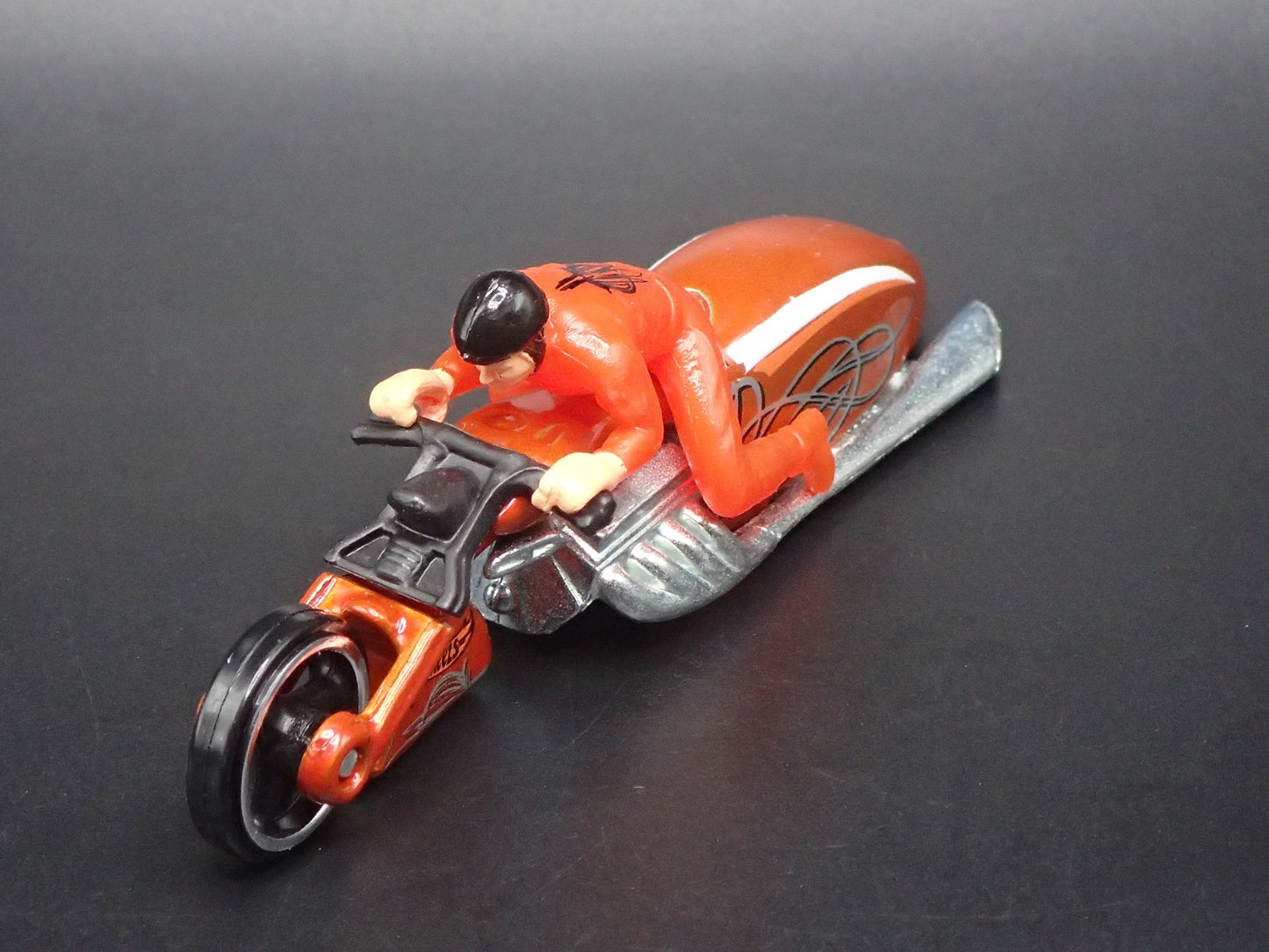PIT CRUISER MOTORCYCLE HOT WHEELS RED 1:64 HW SCALE DIORAMA DIECAST MODEL CAR