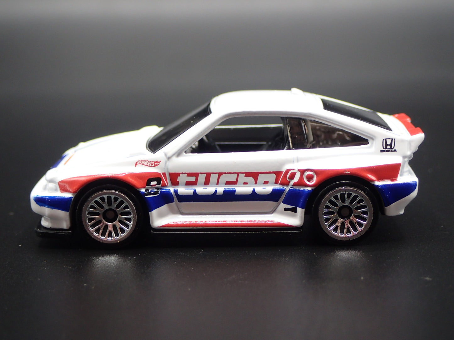 1984-1987 HONDA CRX WHITE 1:64 SCALE COLLECTIBLE DIORAMA DIECAST MODEL CAR