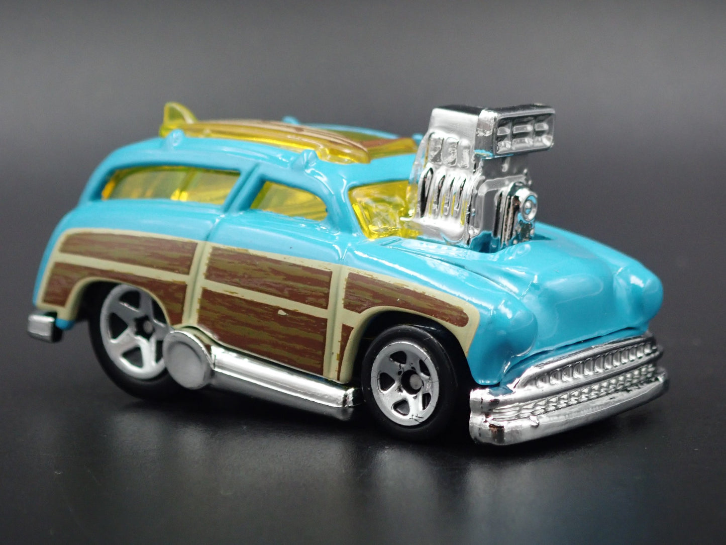 1950 50 FORD WOODIE WOODY STATION WAGON 1:64 SCALE DIORAMA DIECAST MODEL CAR