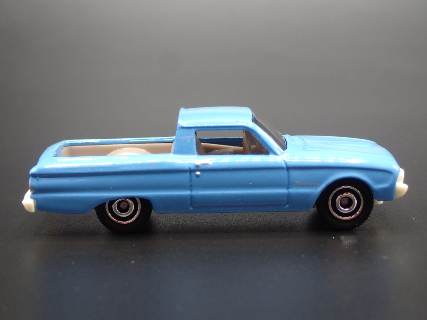 1961 61 FORD RANCHERO PICKUP TRUCK BLUE 1:64 SCALE DIORAMA DIECAST MODEL CAR