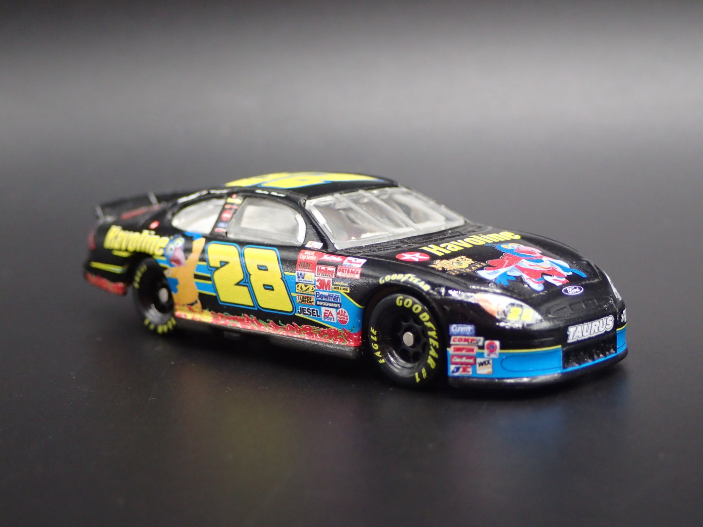 2002 FORD TAURUS NASCAR RICKY RUDD HAVOLINE GONZO 1/64 SCALE DIECAST MODEL CAR