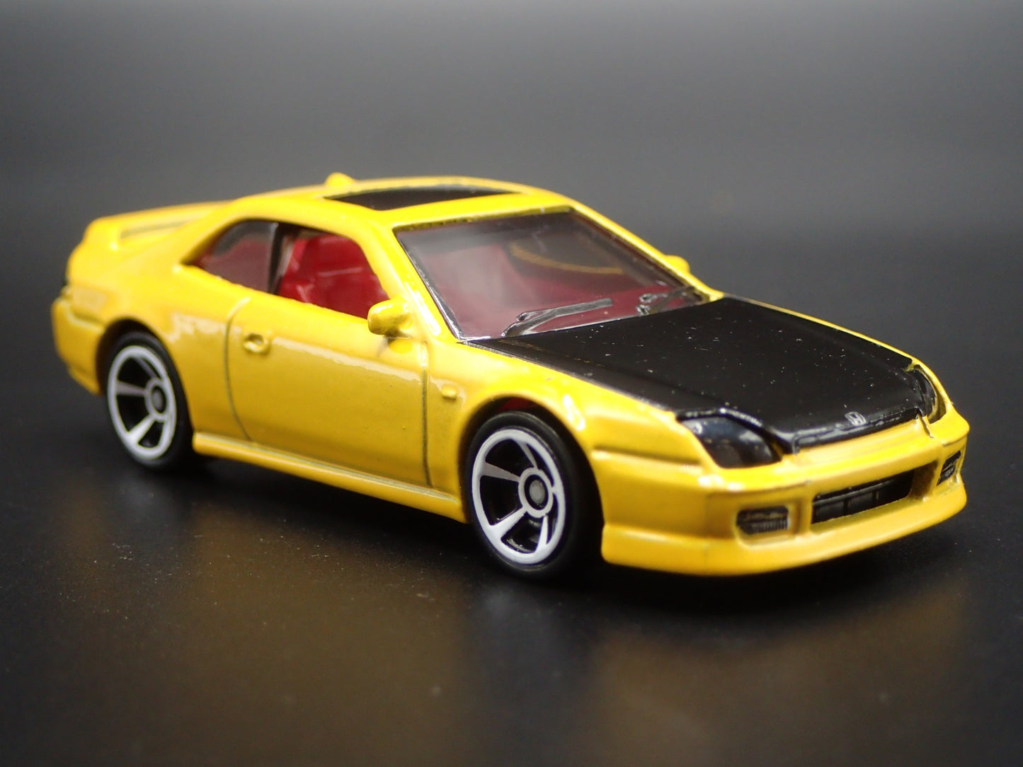 1997-2001 HONDA PRELUDE YELLOW 1:64 SCALE COLLECTIBLE DIORAMA DIECAST MODEL CAR