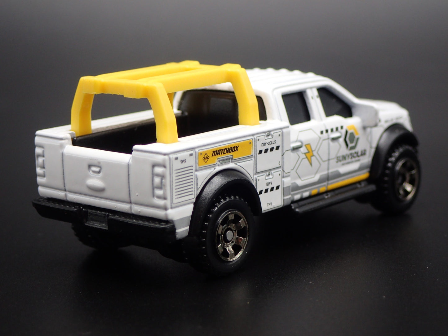 2015 - 2020 FORD F150 TRUCK SUNY SOLAR CONTRACTOR 1:64 SCALE DIECAST MODEL CAR