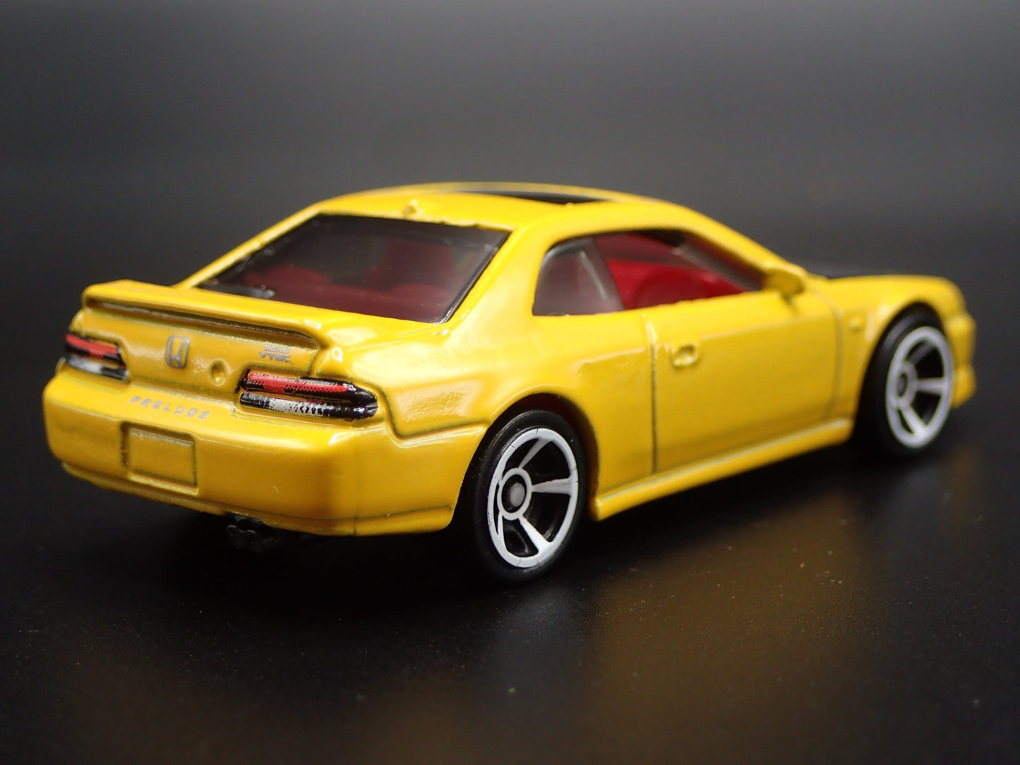 1997-2001 HONDA PRELUDE YELLOW 1:64 SCALE COLLECTIBLE DIORAMA DIECAST MODEL CAR