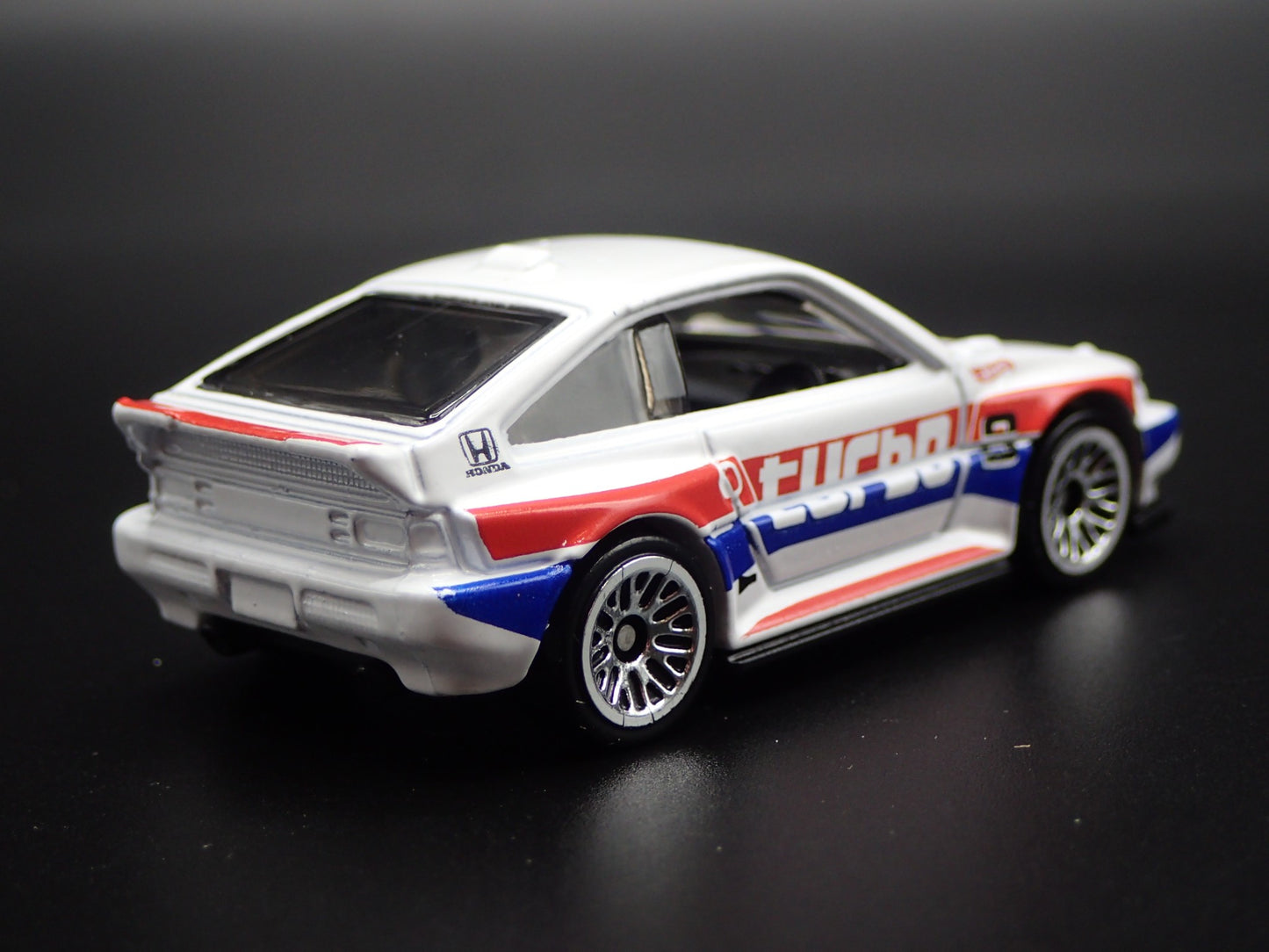 1984-1987 HONDA CRX WHITE 1:64 SCALE COLLECTIBLE DIORAMA DIECAST MODEL CAR