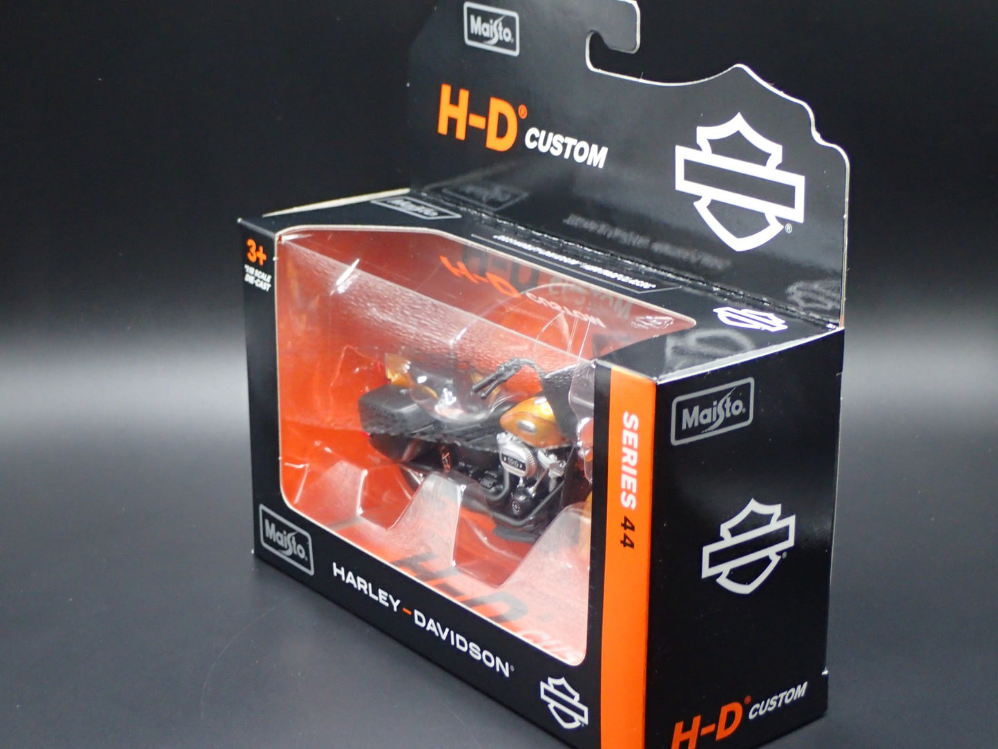 2023 HARLEY DAVIDSON HERITAGE CLASSIC MOTORCYCLE MAISTO SERIES 44 1/18 DIECAST