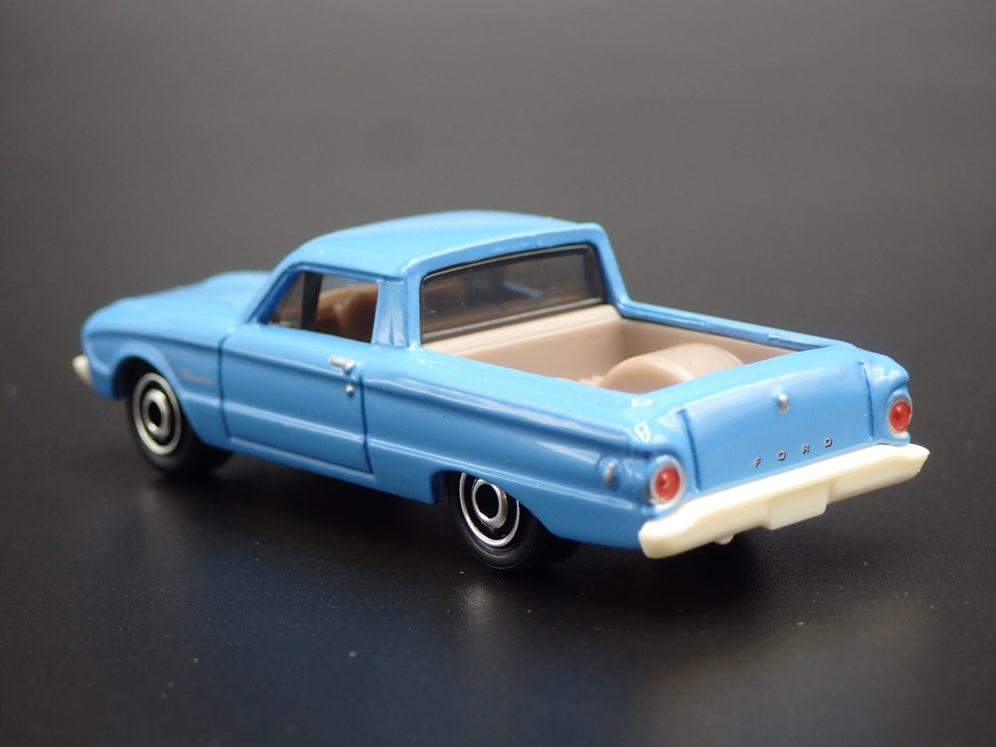 1961 61 FORD RANCHERO PICKUP TRUCK BLUE 1:64 SCALE DIORAMA DIECAST MODEL CAR