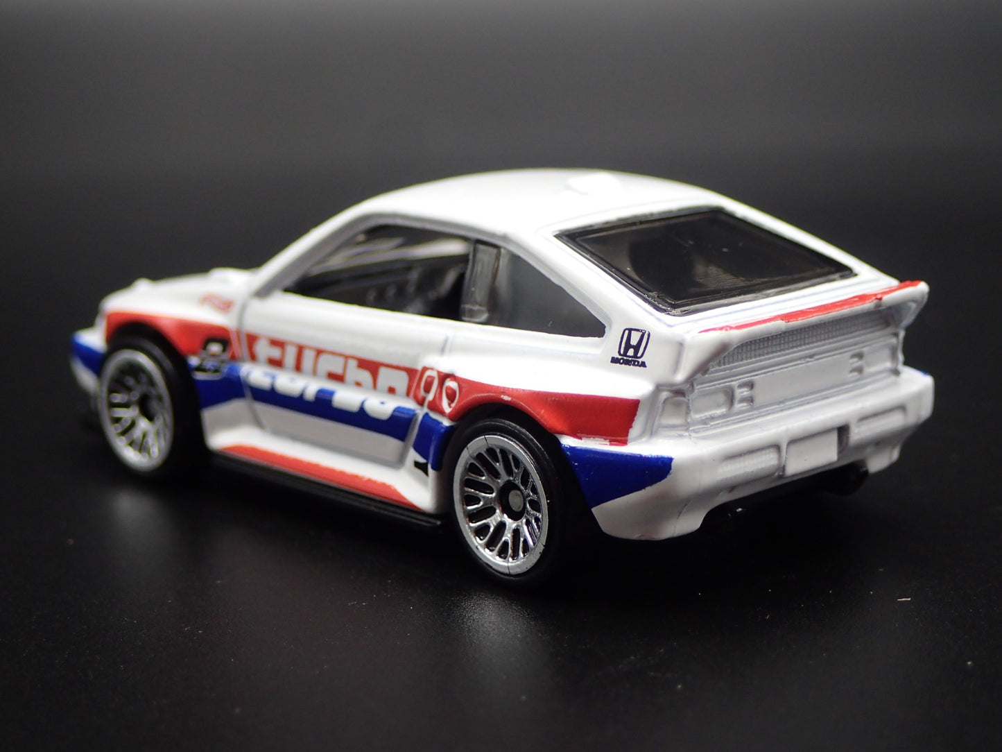 1984-1987 HONDA CRX WHITE 1:64 SCALE COLLECTIBLE DIORAMA DIECAST MODEL CAR