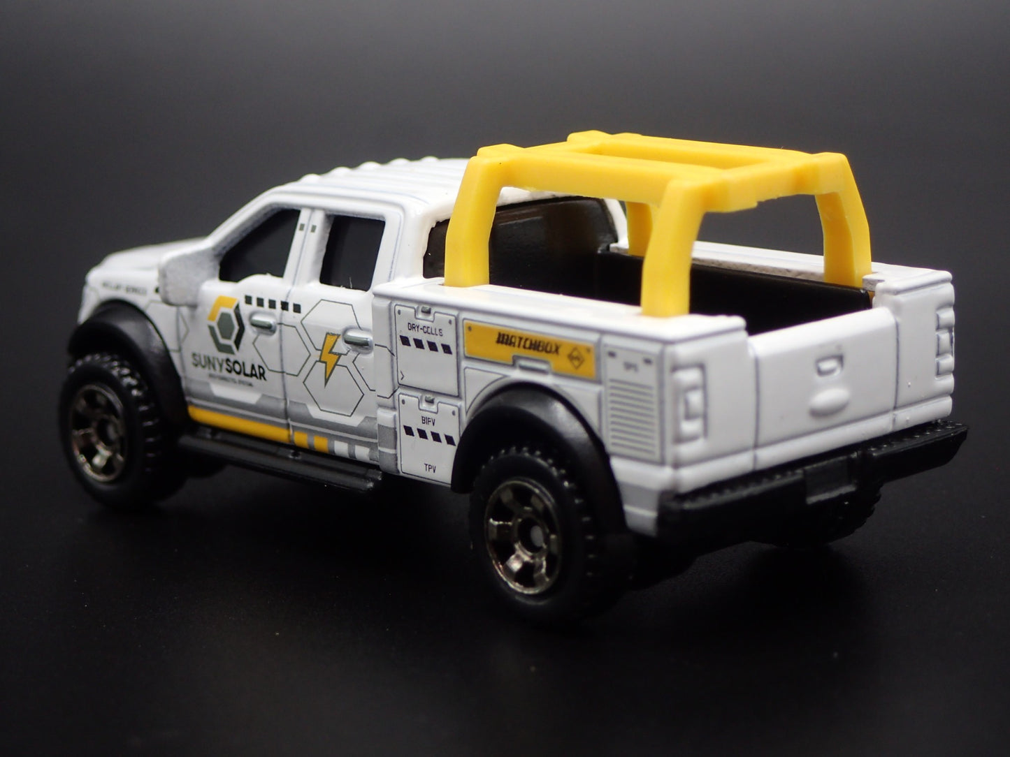 2015 - 2020 FORD F150 TRUCK SUNY SOLAR CONTRACTOR 1:64 SCALE DIECAST MODEL CAR