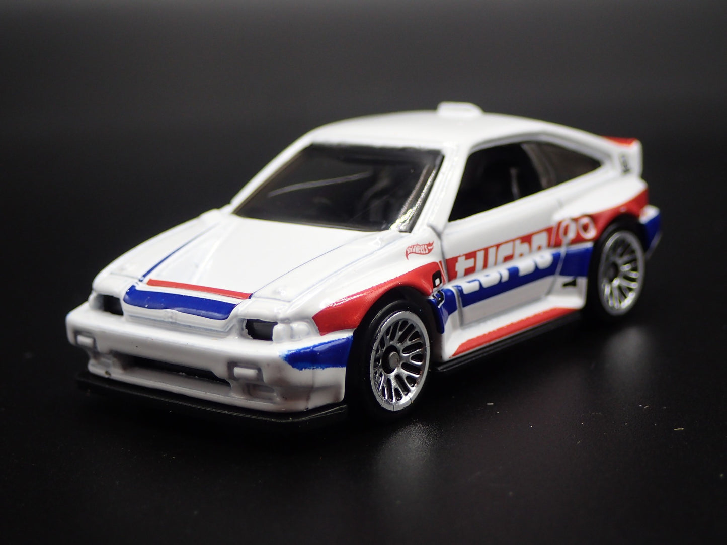 1984-1987 HONDA CRX WHITE 1:64 SCALE COLLECTIBLE DIORAMA DIECAST MODEL CAR