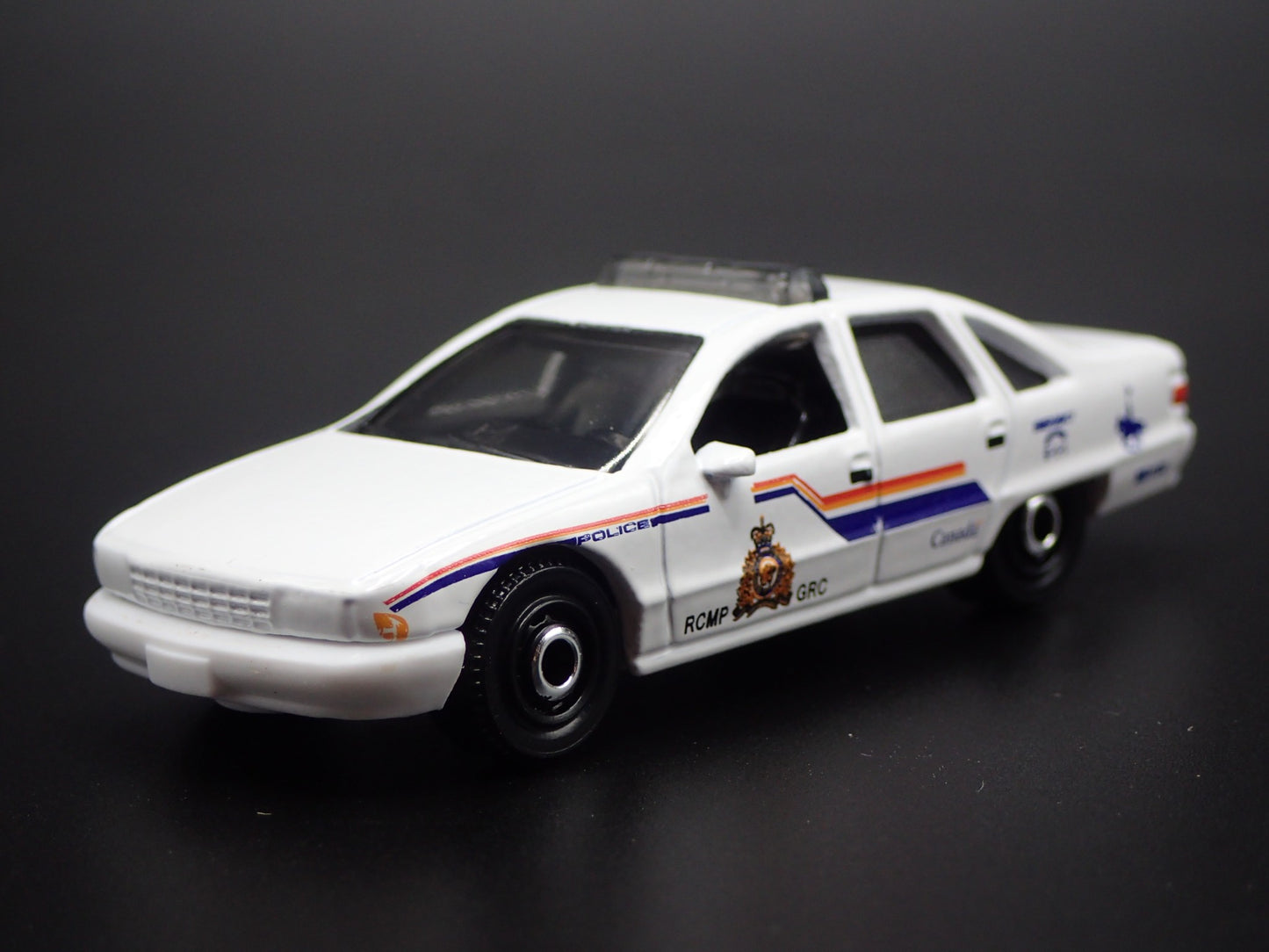 1991-1996 CHEVY CHEVROLET CAPRICE POLICE RCMP GRC CANADA 1/64 DIECAST MODEL CAR