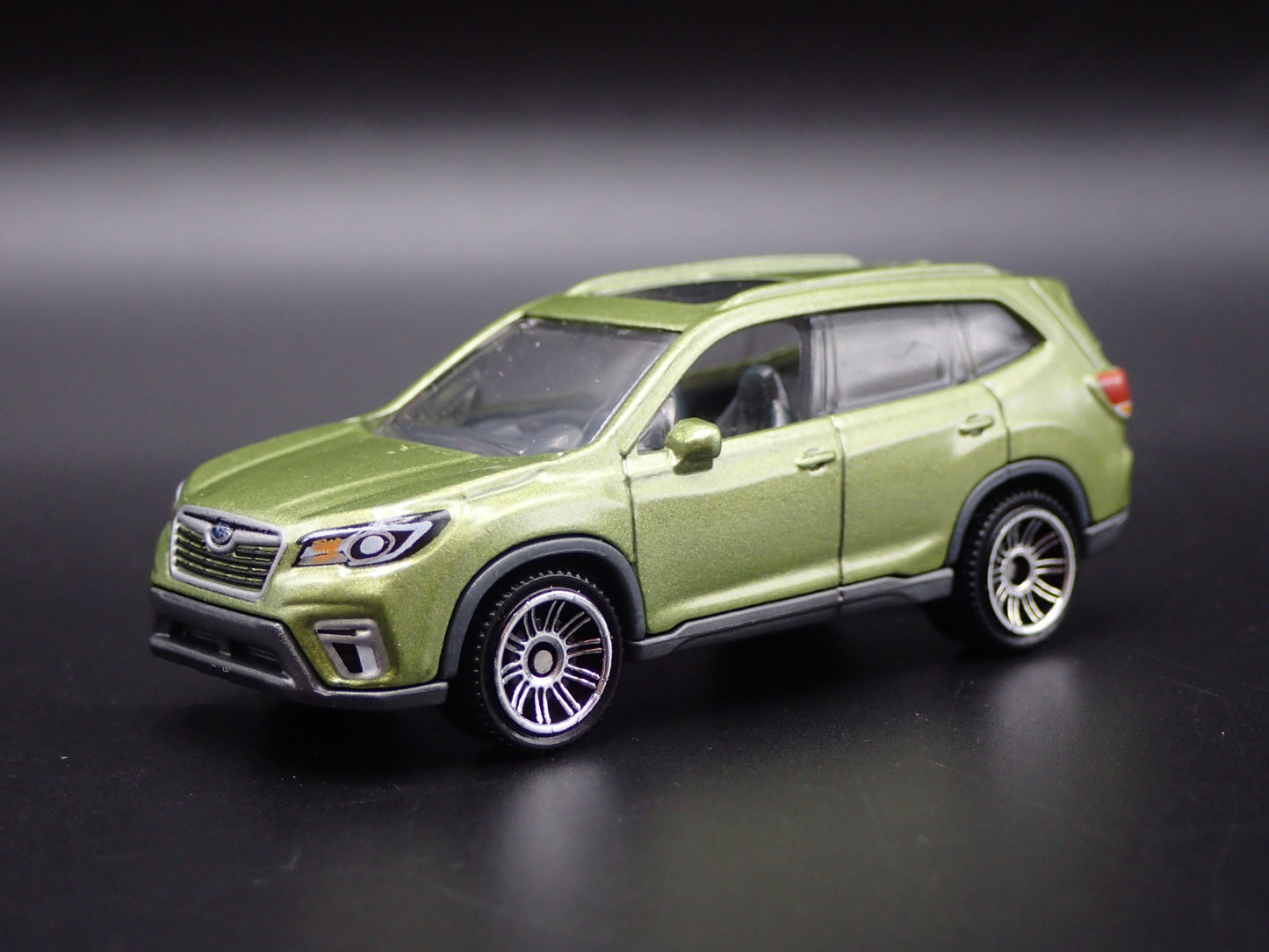 2018-2024 SUBARU FORESTER SK 1:64 SCALE COLLECTIBLE DIORAMA DIECAST MODEL CAR
