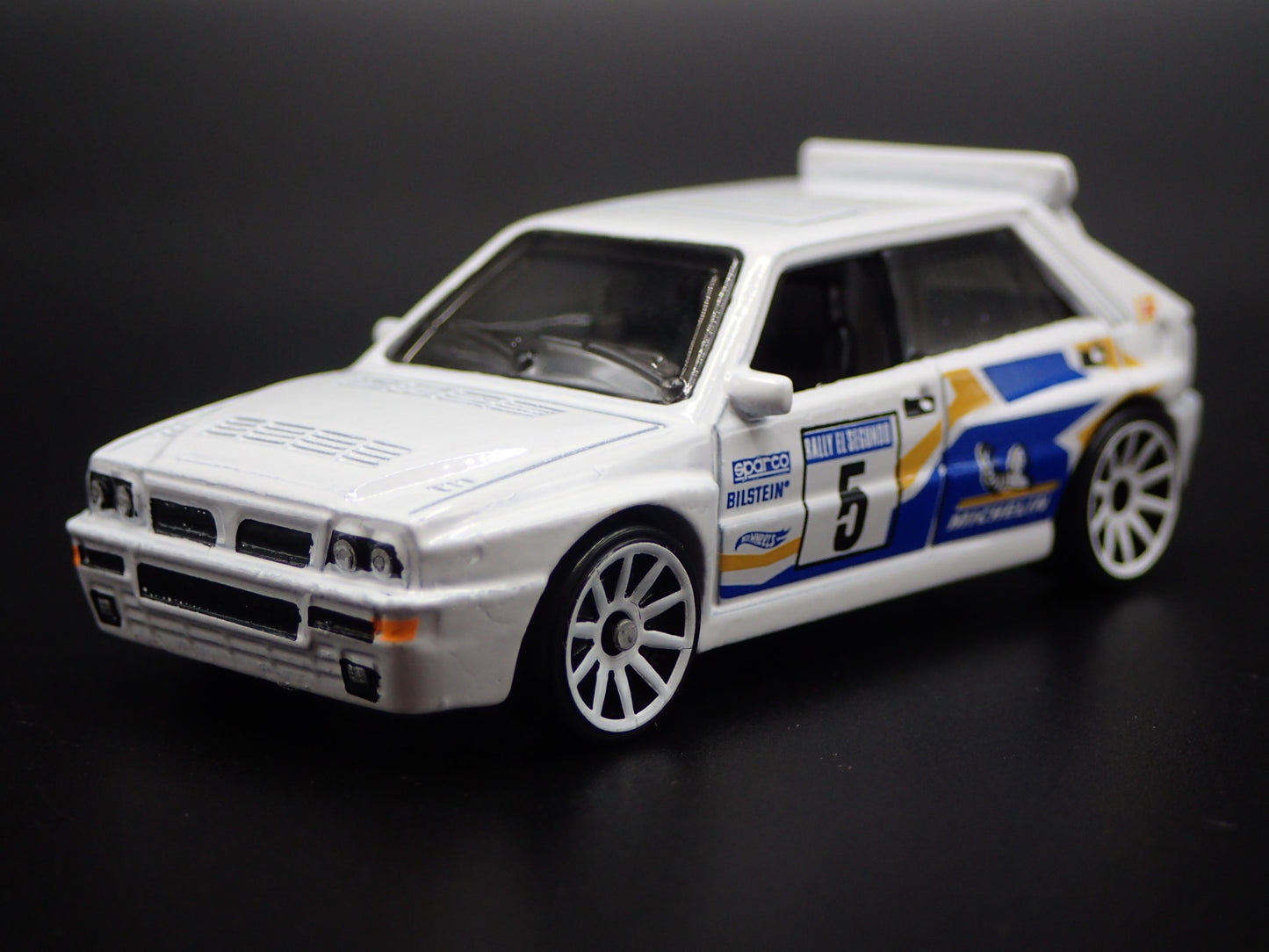 1987-1994 LANCIA DELTA INTEGRALE RACE CAR MICHELIN 1:64 SCALE DIECAST MODEL CAR