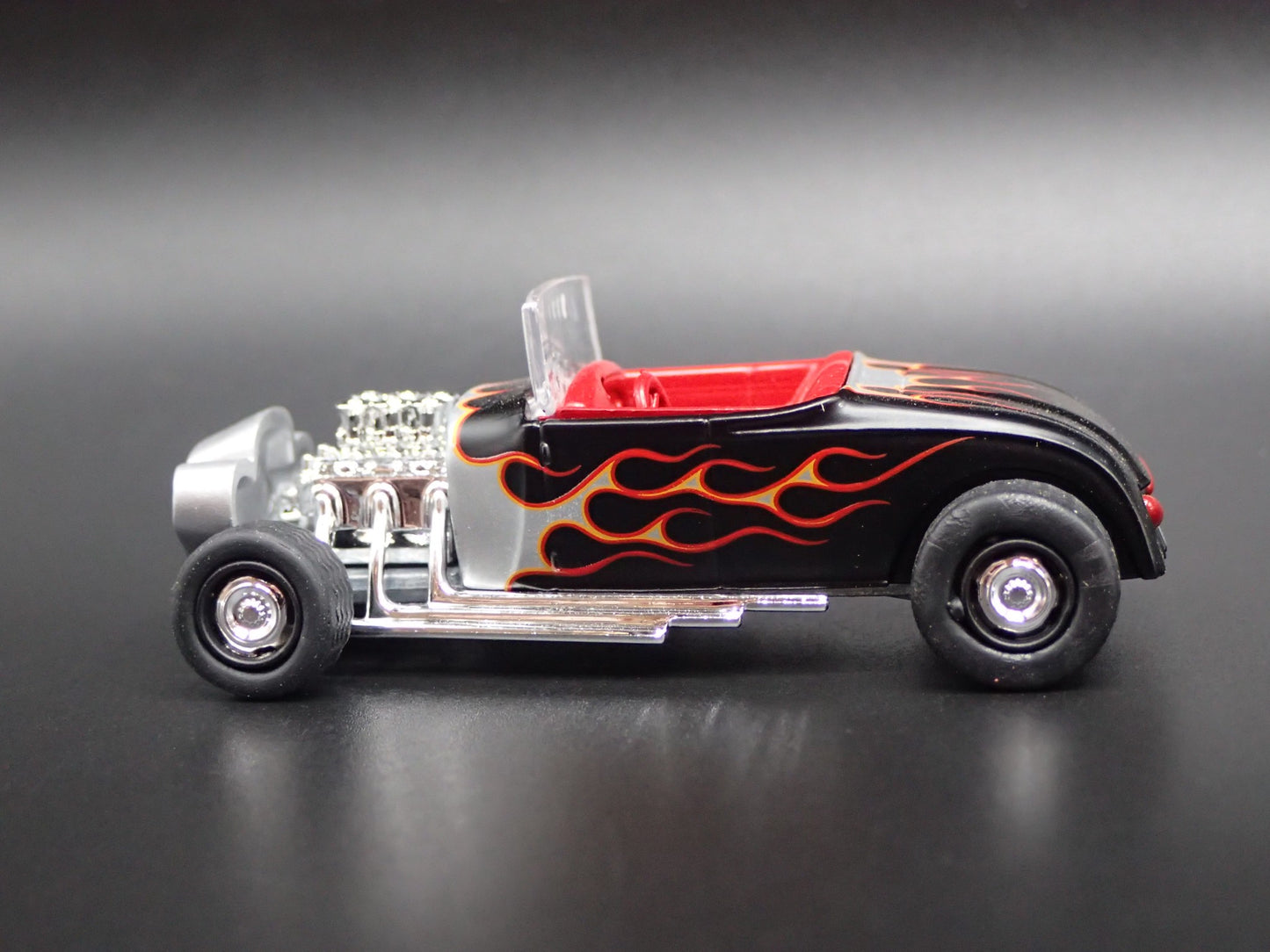 1929 29 FORD MODEL A KUSTUM ROADSTER BARRIS EMPEROR 1:64 SCALE DIECAST MODEL CAR