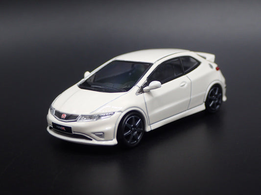 2007-2011 HONDA CIVIC TYPE R FN2 EURO 1:64 SCALE DIORAMA DIECAST MODEL CAR