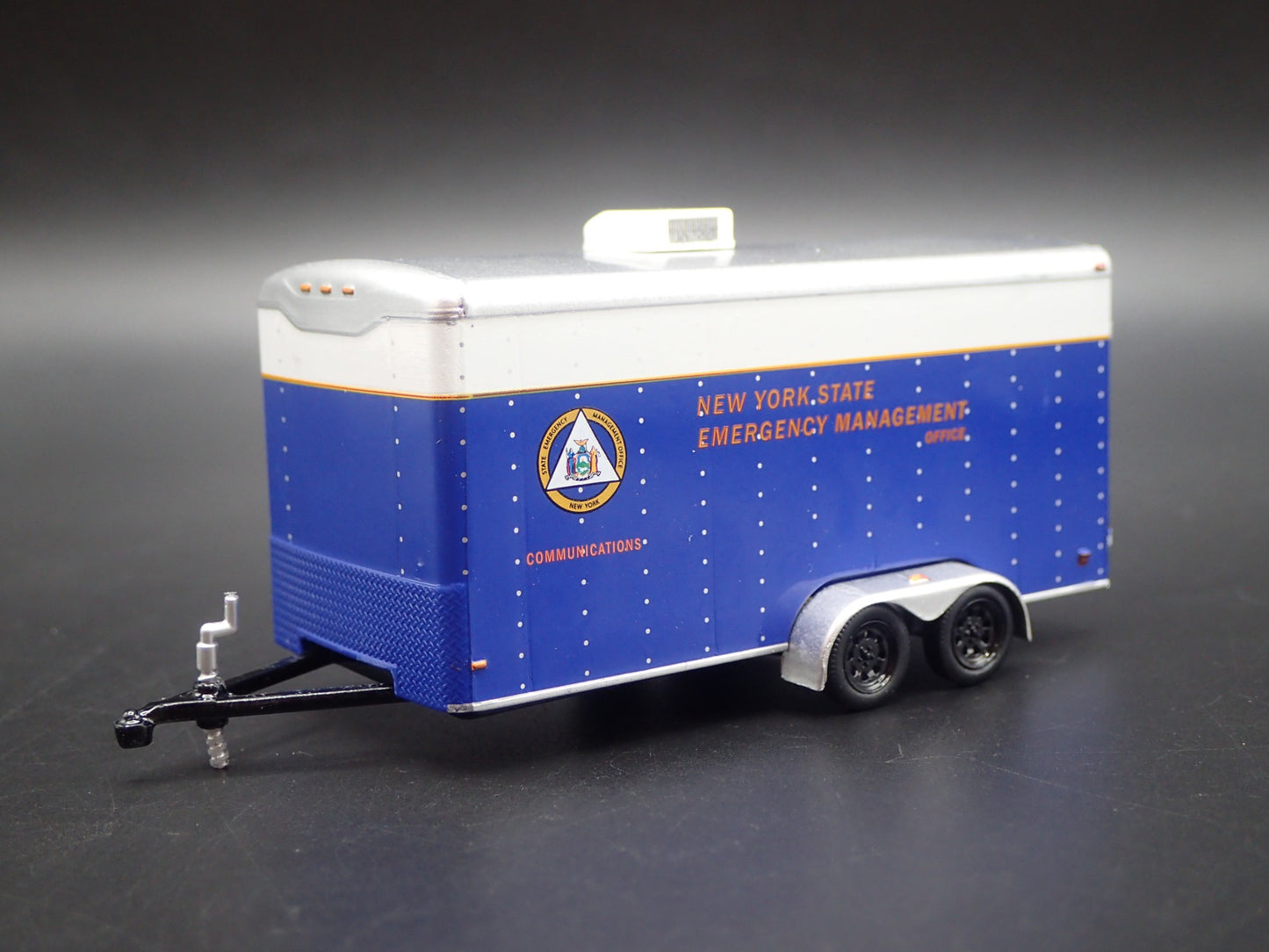 NEW YORK STATE EMERGENCY MANAGEMENT TRAILER OPEN DOOR 1:64 SCALE DIORAMA MODEL