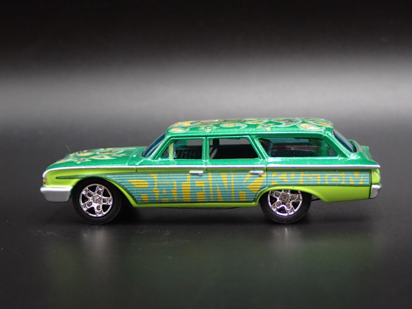 1960 60 FORD COUNTRY SQUIRE STATION WAGON RAT FINK 1:64 SCALE DIECAST MODEL CAR